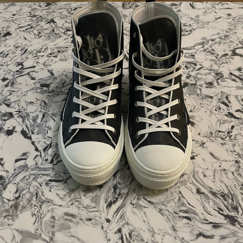 Dior sneakers